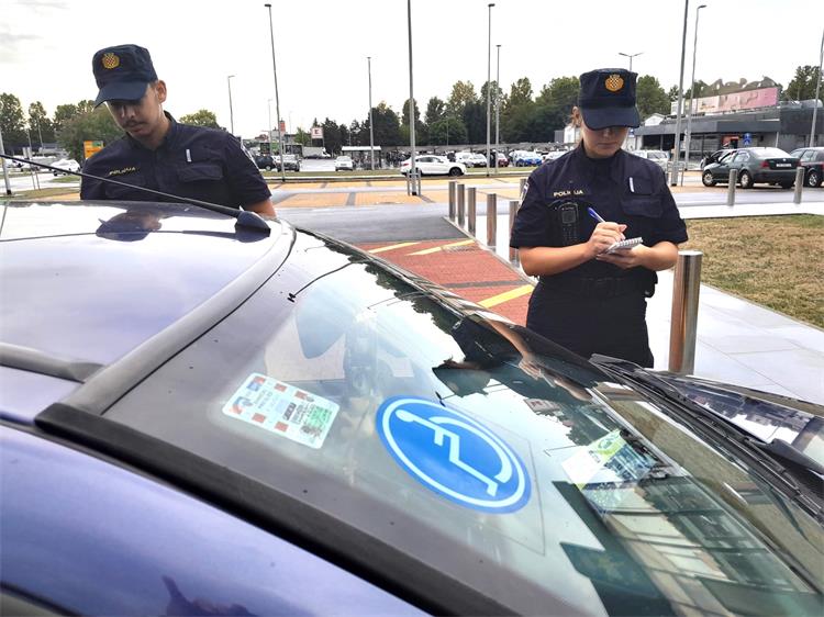 Slika /2024/AKCIJA ZNAK PRISTUPAČNOSTI ZA OSOBE S INVALIDITETOM 27082024/IMG-20240827-WA0013.jpg